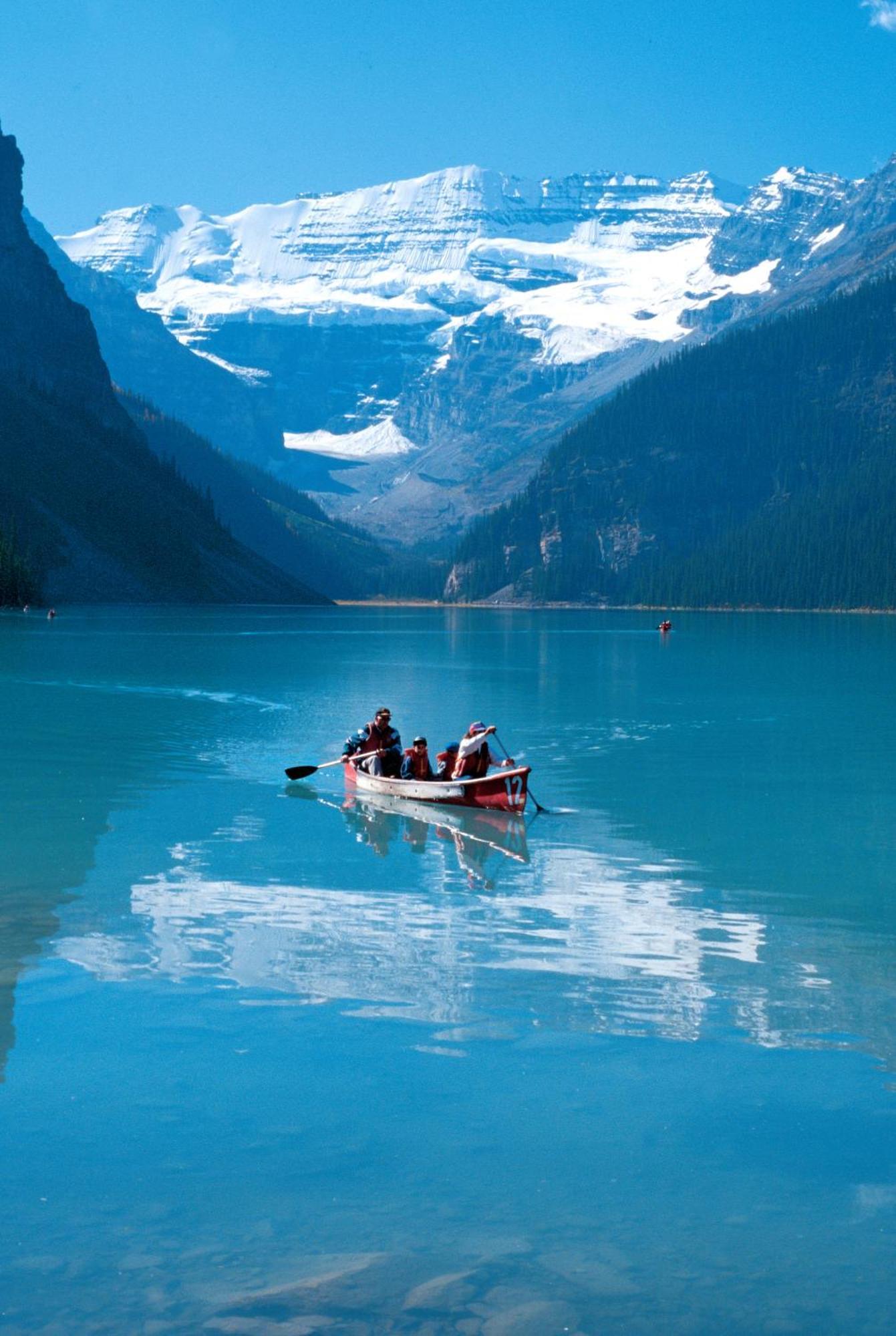 Paradise Lodge And Bungalows Lake Louise Exterior foto